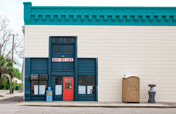 Best Portable restroom trailer rental  in Warsaw, KY